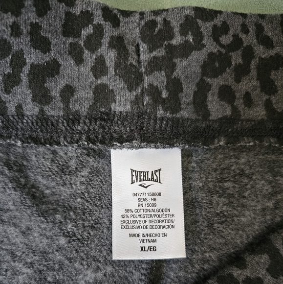 Everlast Gray Cheetah Print Jogger Sweat Pants Women's Size XL - Picture 2 of 10